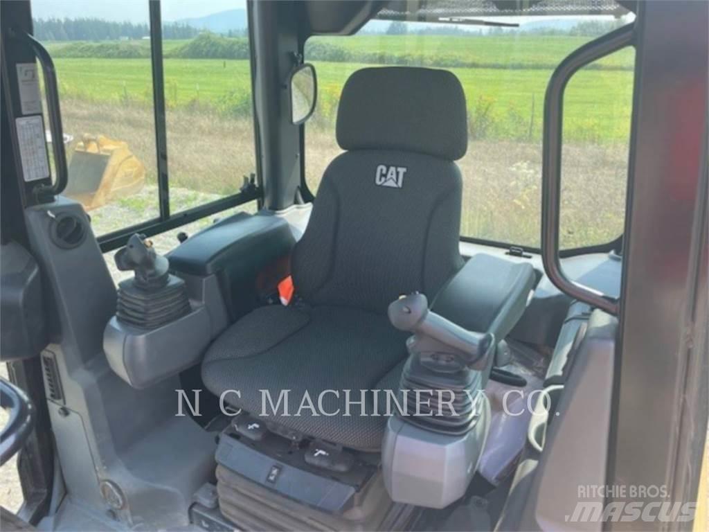 CAT D1 LGPCB Buldooserid