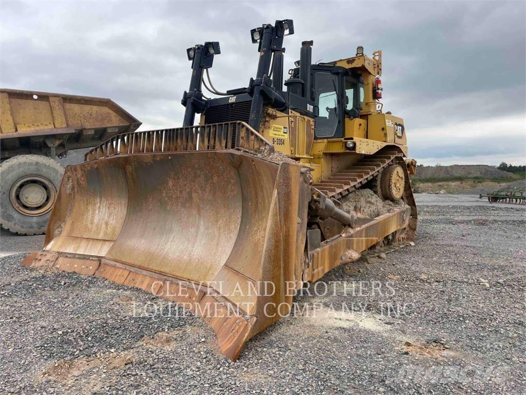 CAT D10T Buldooserid