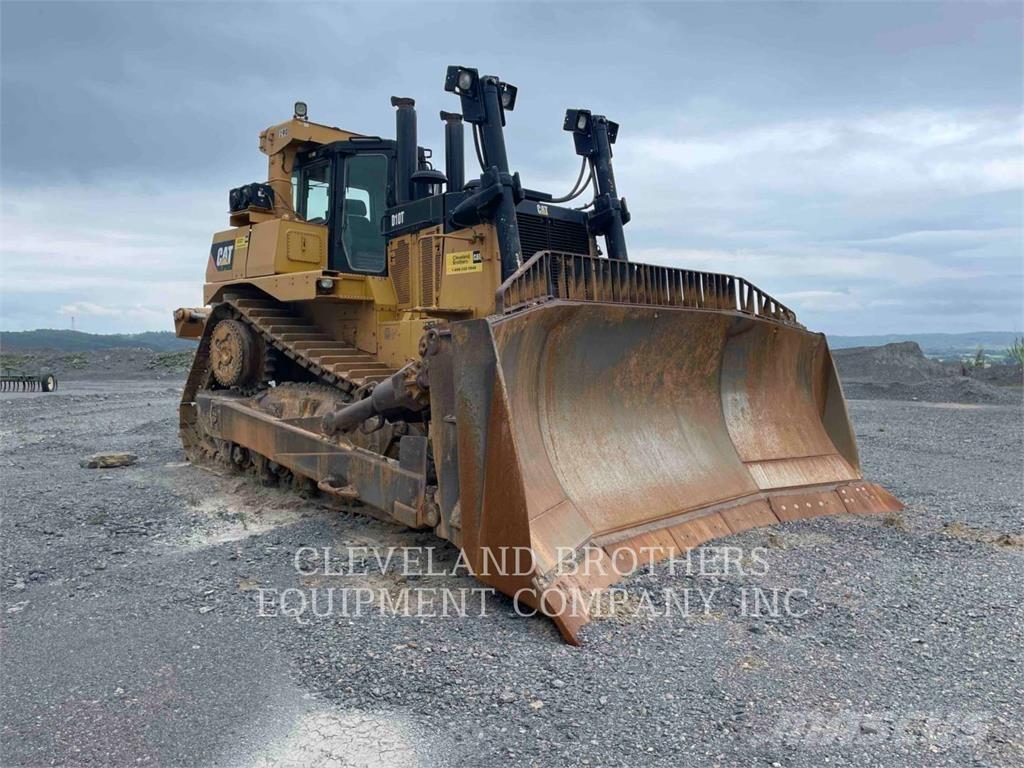 CAT D10T Buldooserid
