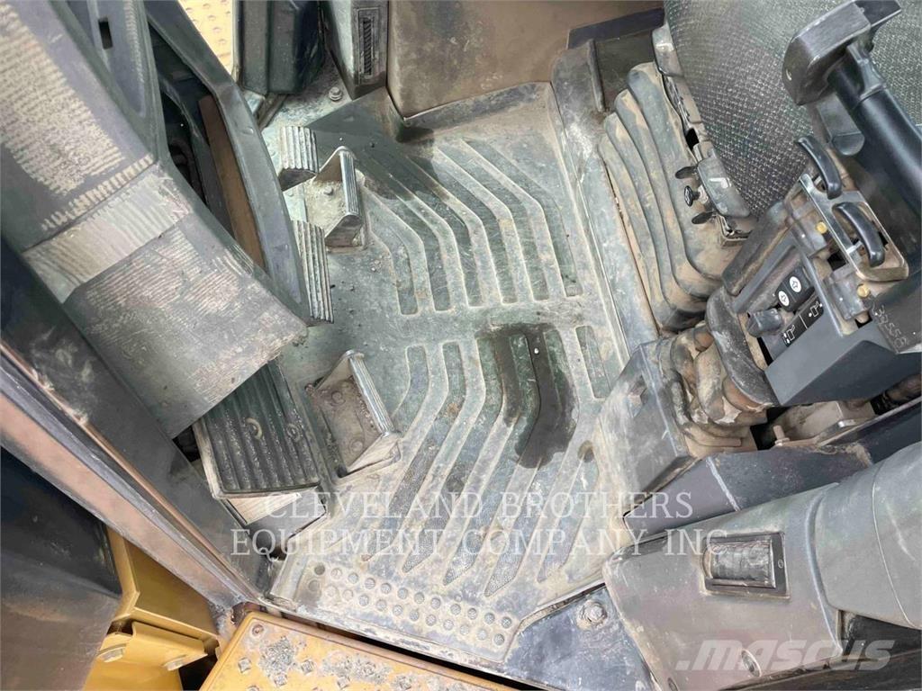 CAT D10T Buldooserid