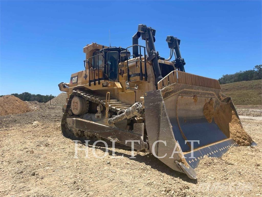 CAT D10T2 Buldooserid