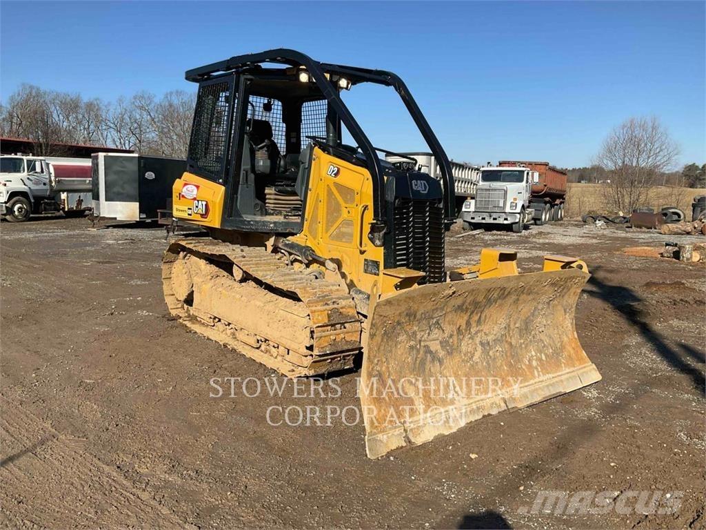CAT D2 Buldooserid