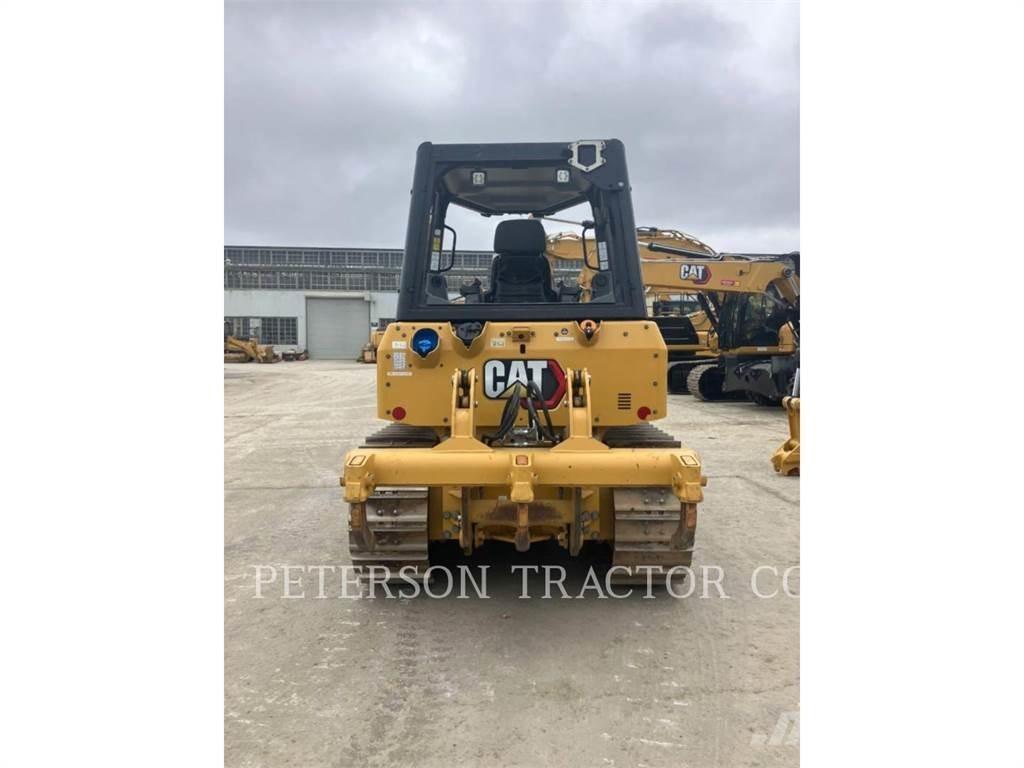CAT D2 Buldooserid