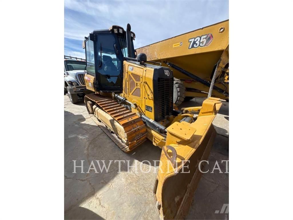CAT D2 Buldooserid