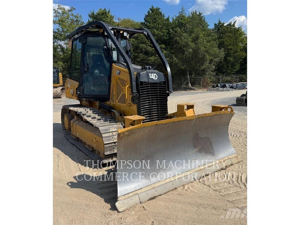 CAT D2-12 Buldooserid