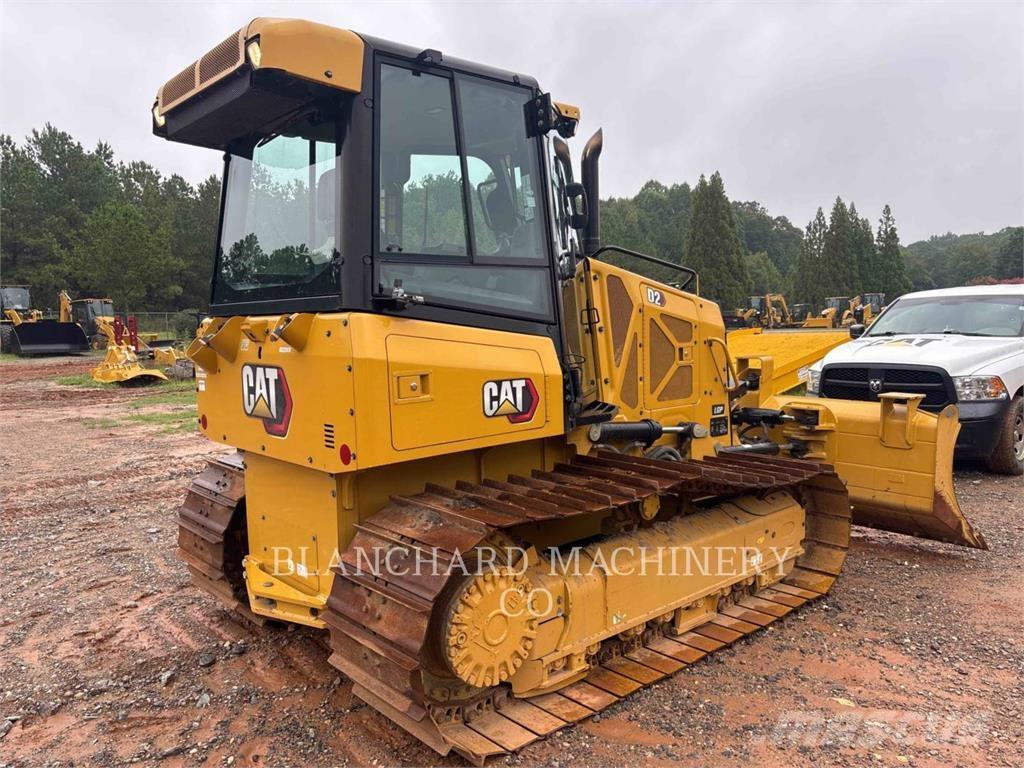 CAT D2 LGP Buldooserid