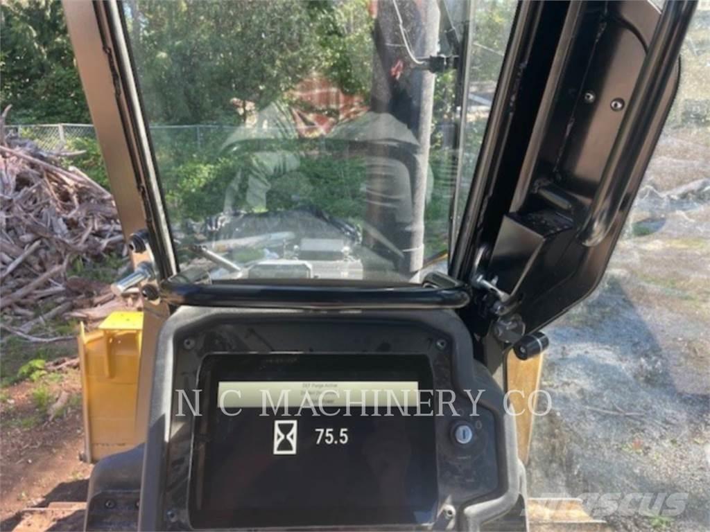 CAT D3 Buldooserid