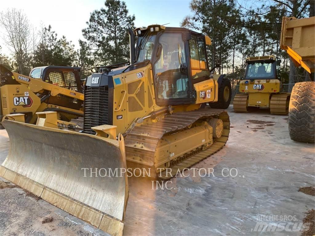 CAT D3 Buldooserid
