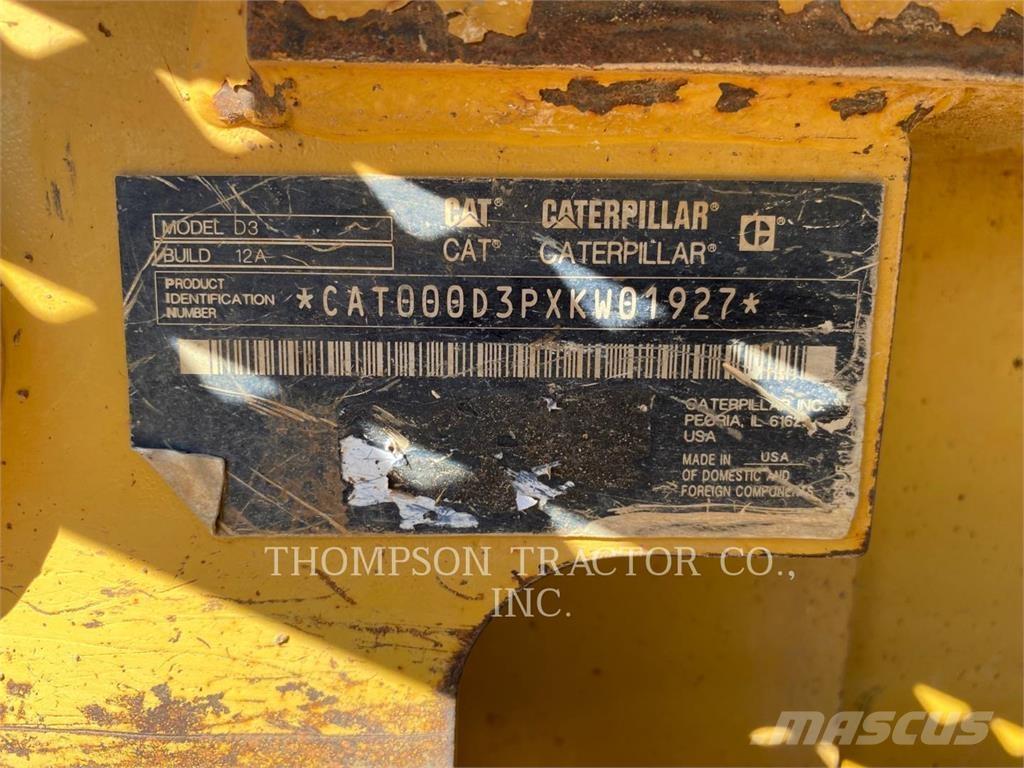 CAT D3 Buldooserid