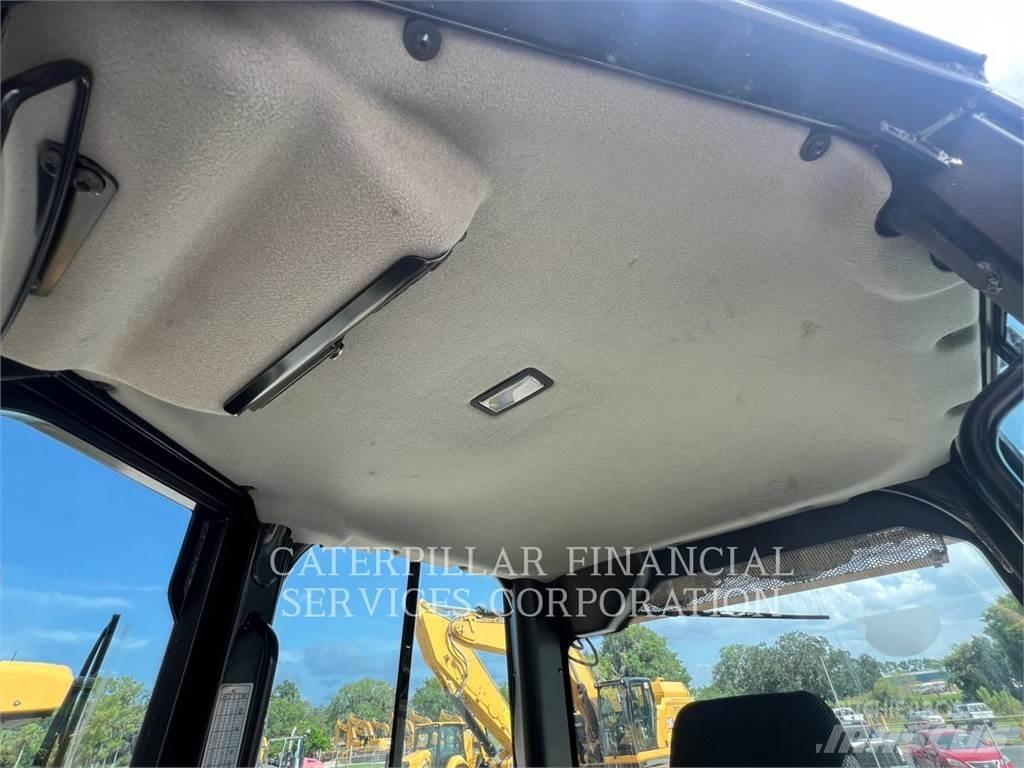 CAT D3-12LGP Buldooserid