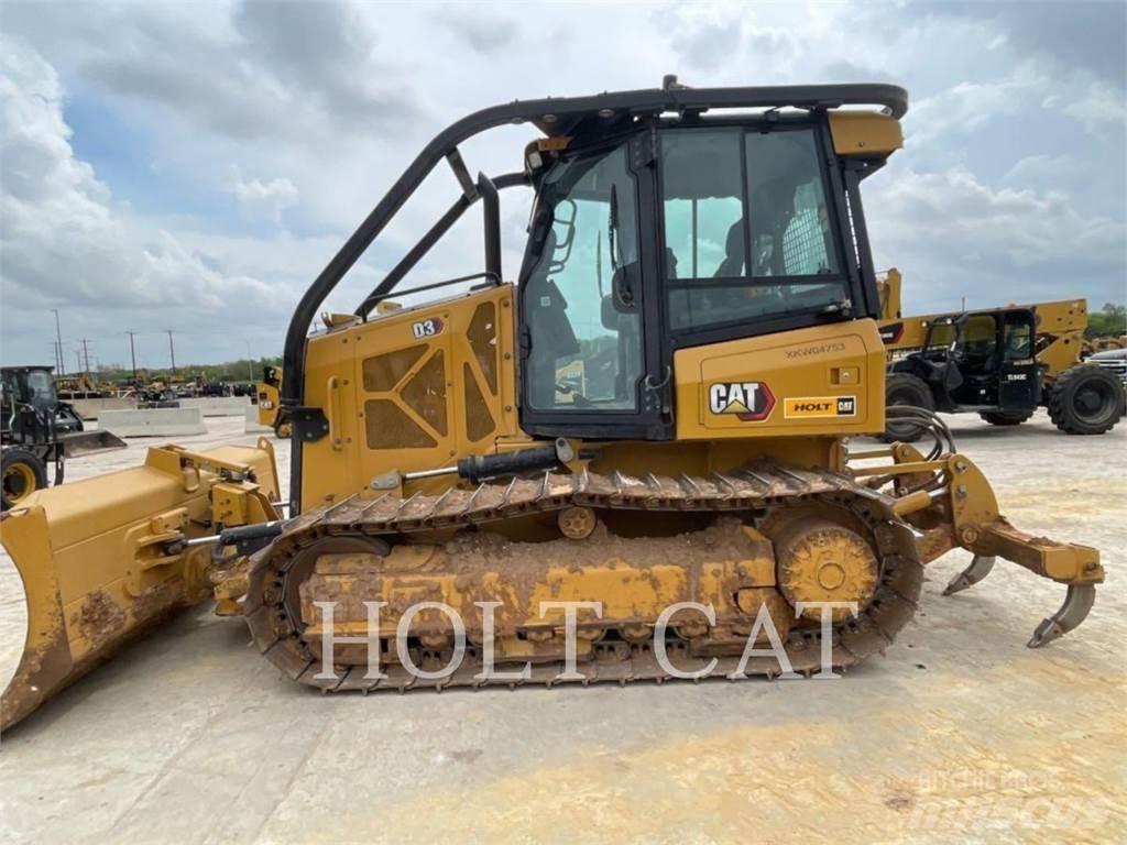 CAT D3 CAB Buldooserid