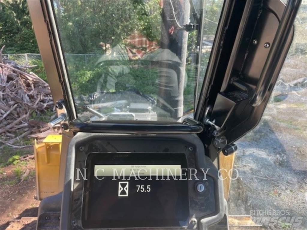 CAT D3 CB Buldooserid