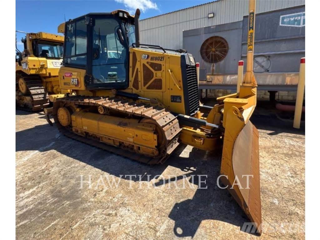 CAT D3 EW Buldooserid