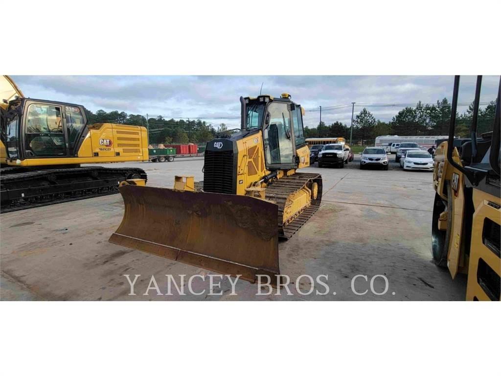 CAT D3 LGP Buldooserid