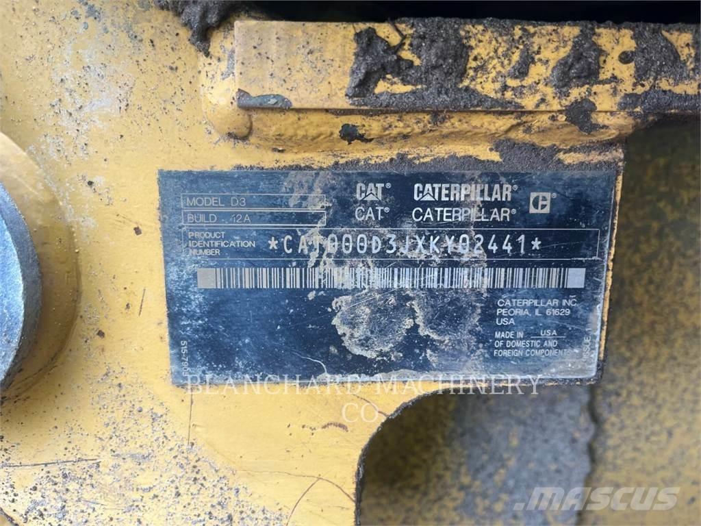 CAT D3 LGP Buldooserid