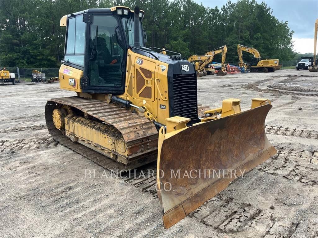 CAT D3 LGP Buldooserid