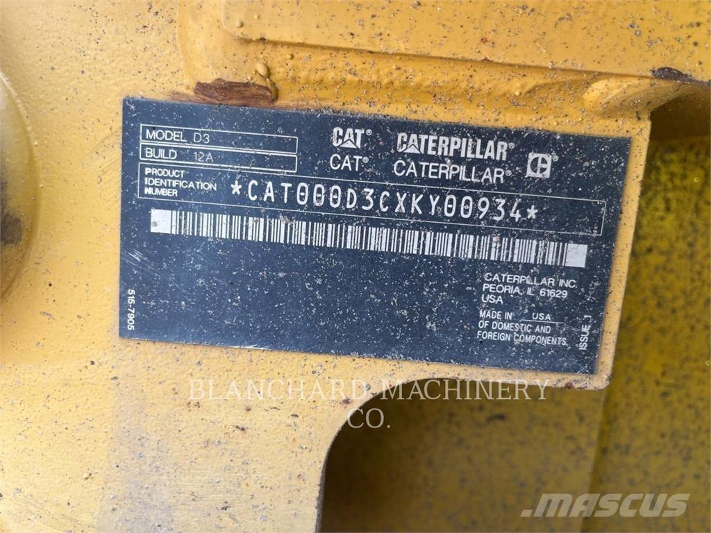 CAT D3 LGP Buldooserid