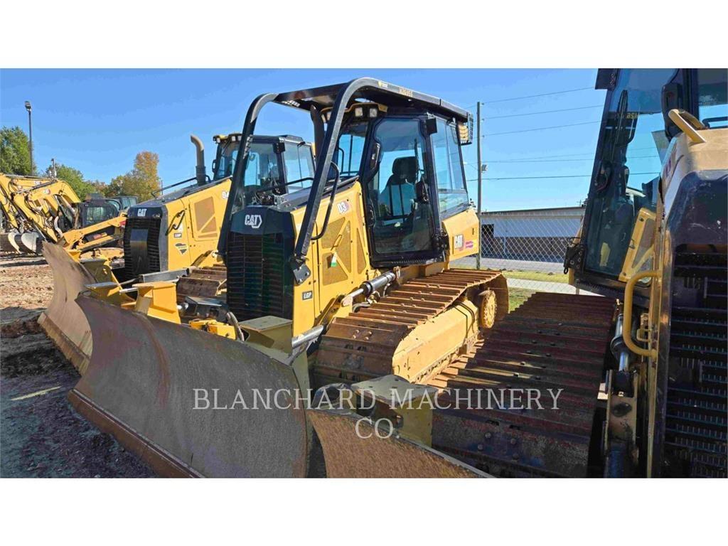 CAT D3 LGP Buldooserid