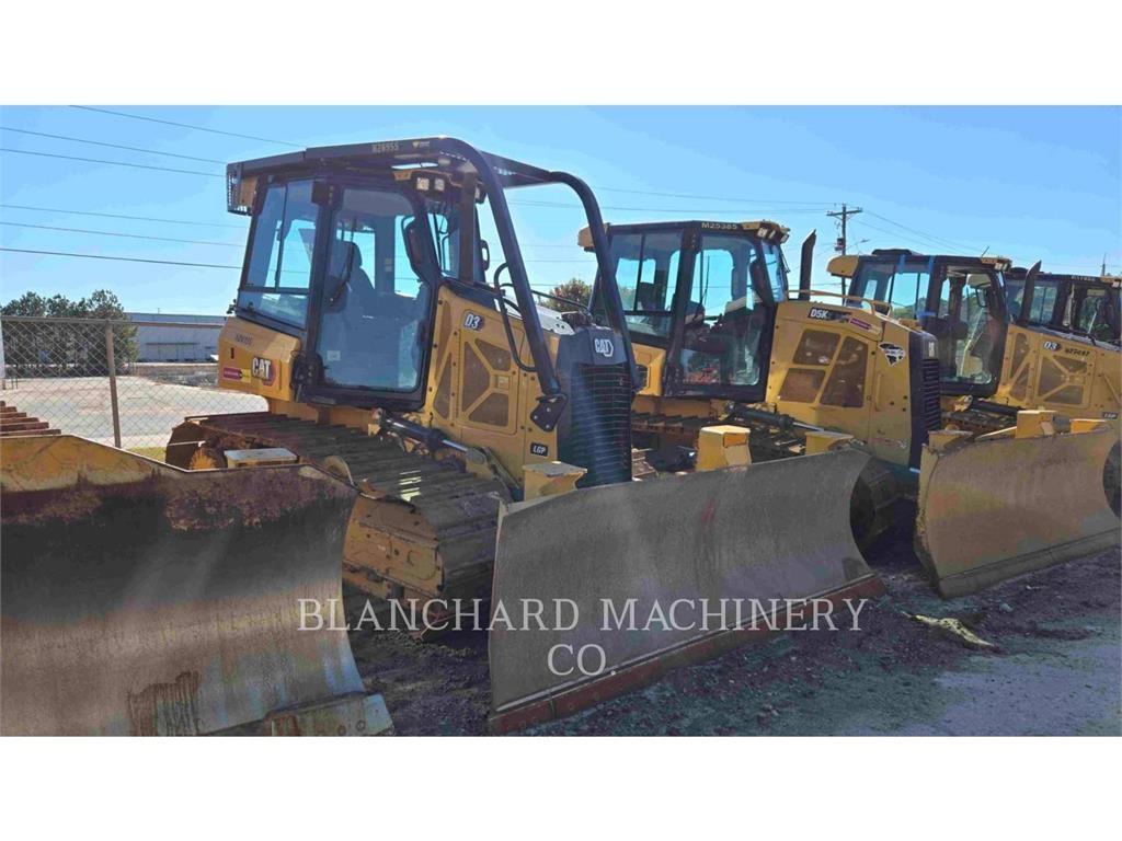 CAT D3 LGP Buldooserid