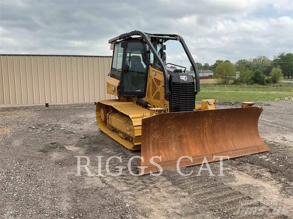 CAT D3 LGP AAG Buldooserid