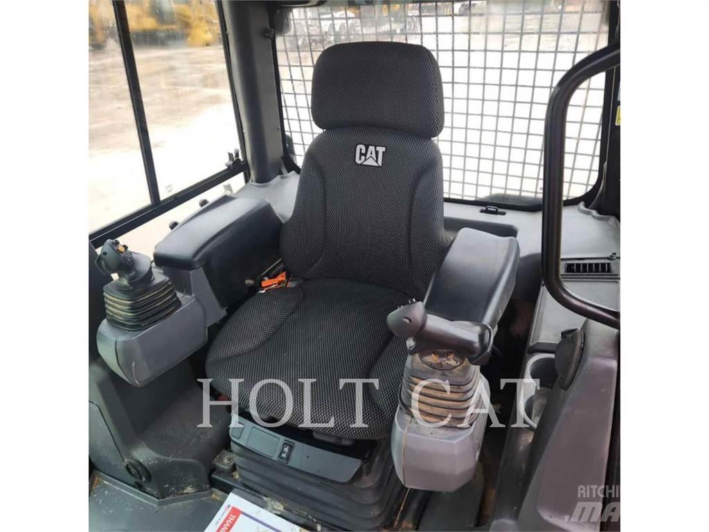 CAT D3 LGPCAB Buldooserid