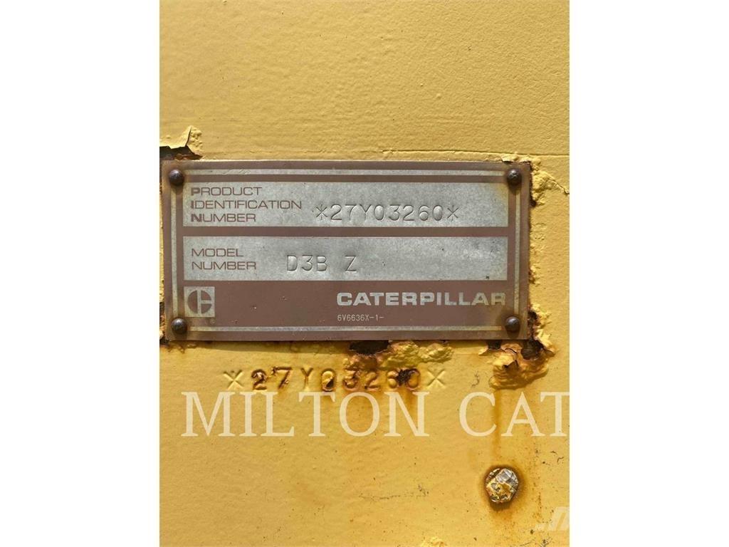 CAT D3B Buldooserid