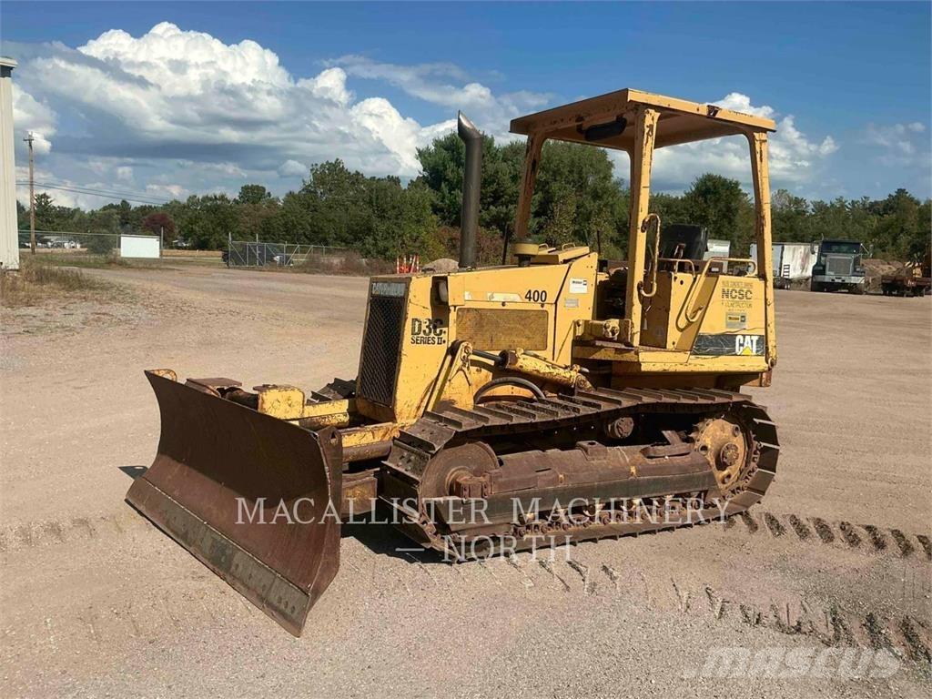 CAT D3C Buldooserid