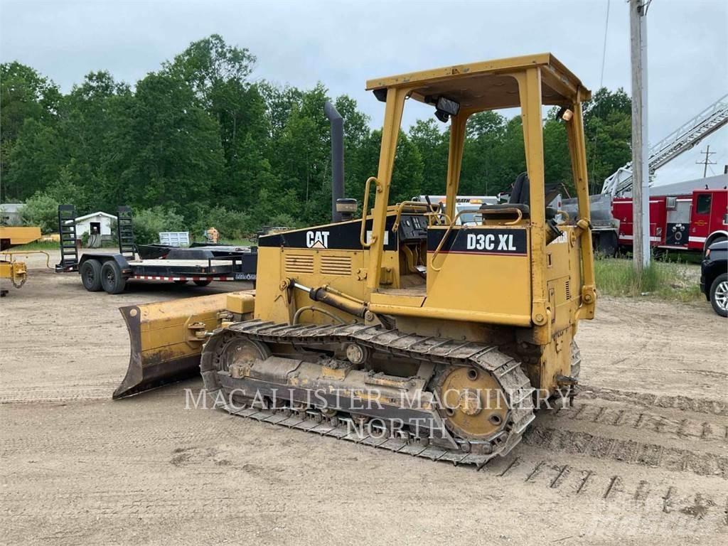 CAT D3CX Buldooserid