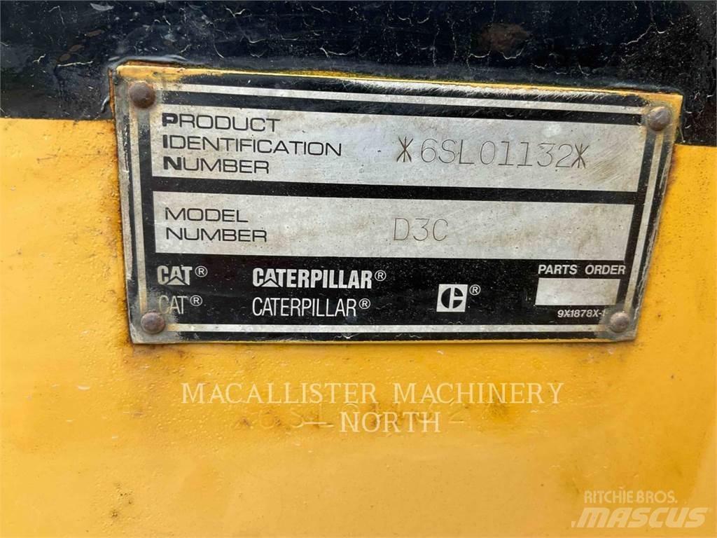 CAT D3CX Buldooserid