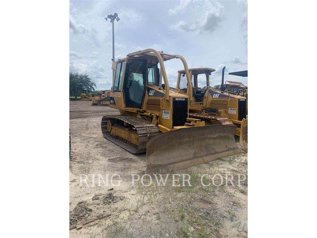 CAT D3GLGP Buldooserid