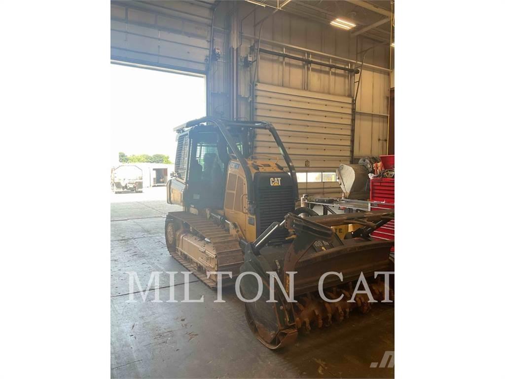 CAT D3K 2 XL Buldooserid