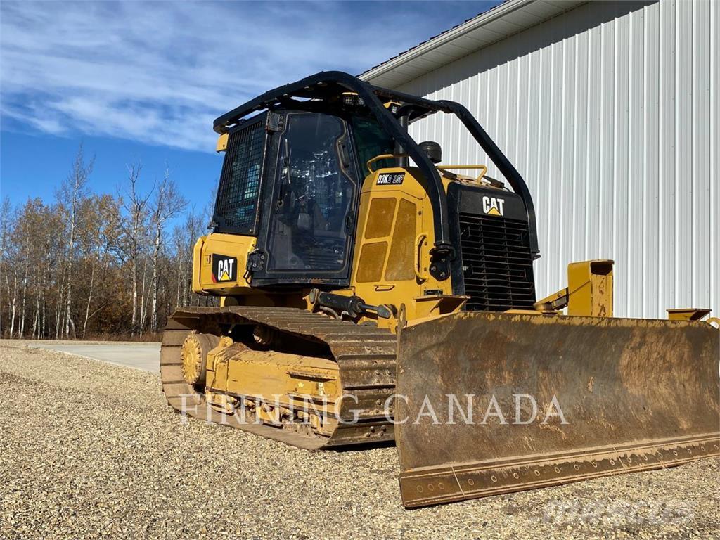 CAT D3K2 Buldooserid