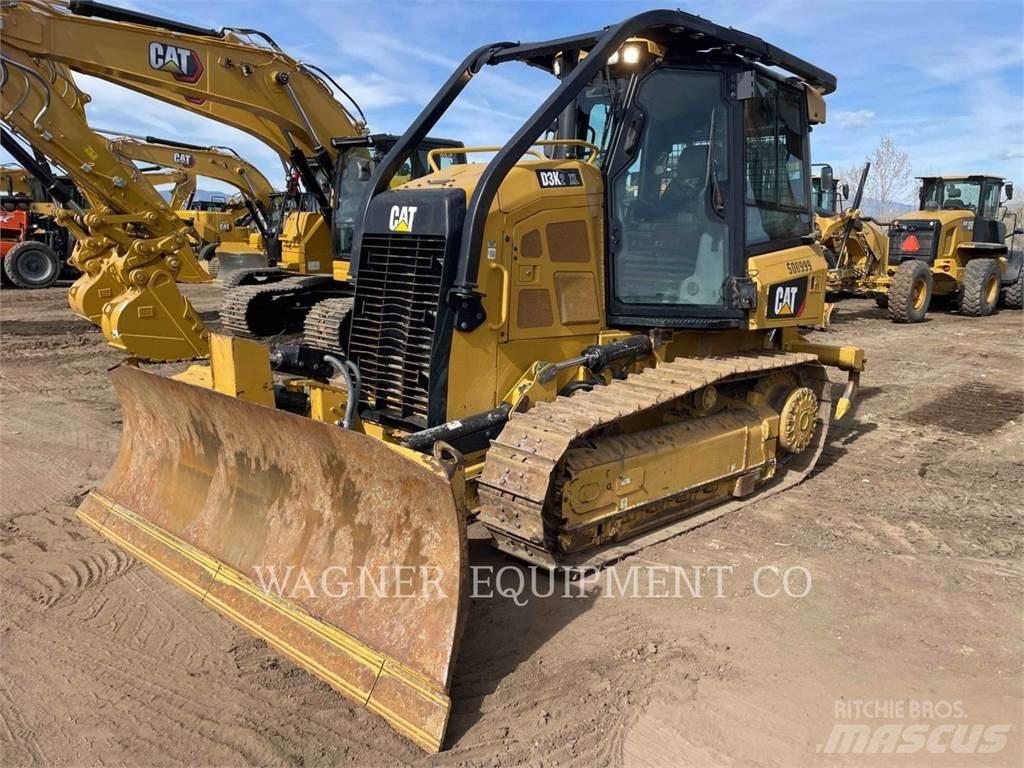 CAT D3K2 XL Buldooserid
