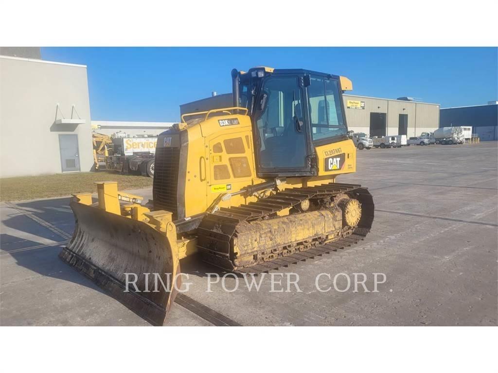 CAT D3K2LGP Buldooserid