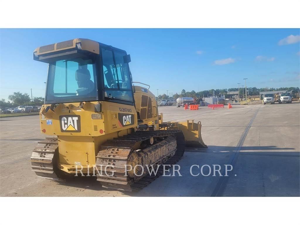 CAT D3K2LGP Buldooserid