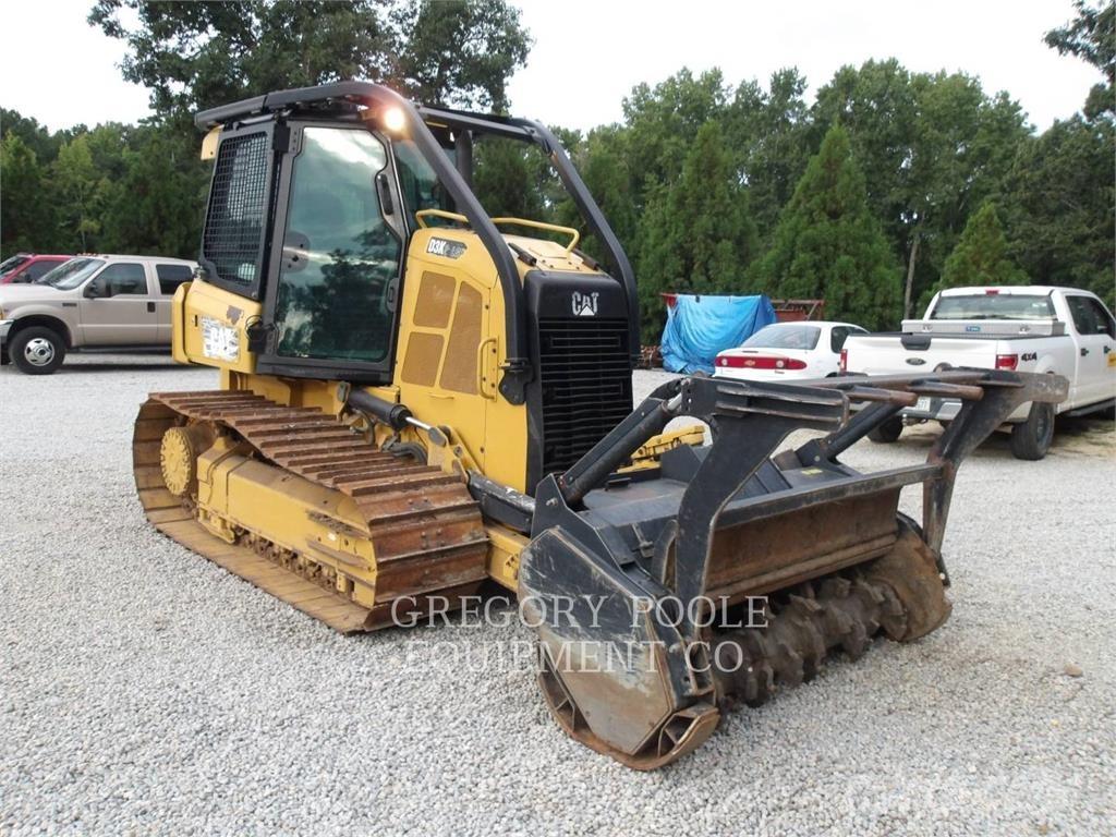 CAT D3K2LGP Buldooserid