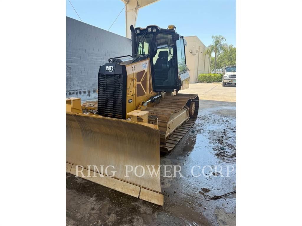 CAT D3LGPEW Buldooserid