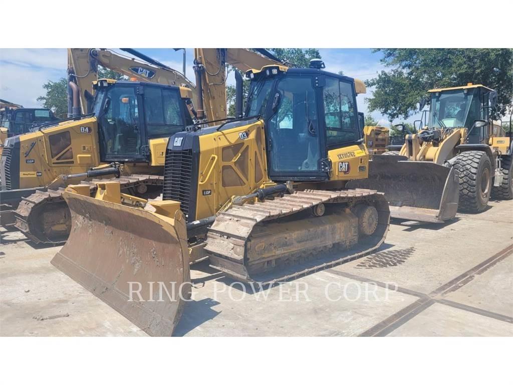 CAT D3LGPEW Buldooserid