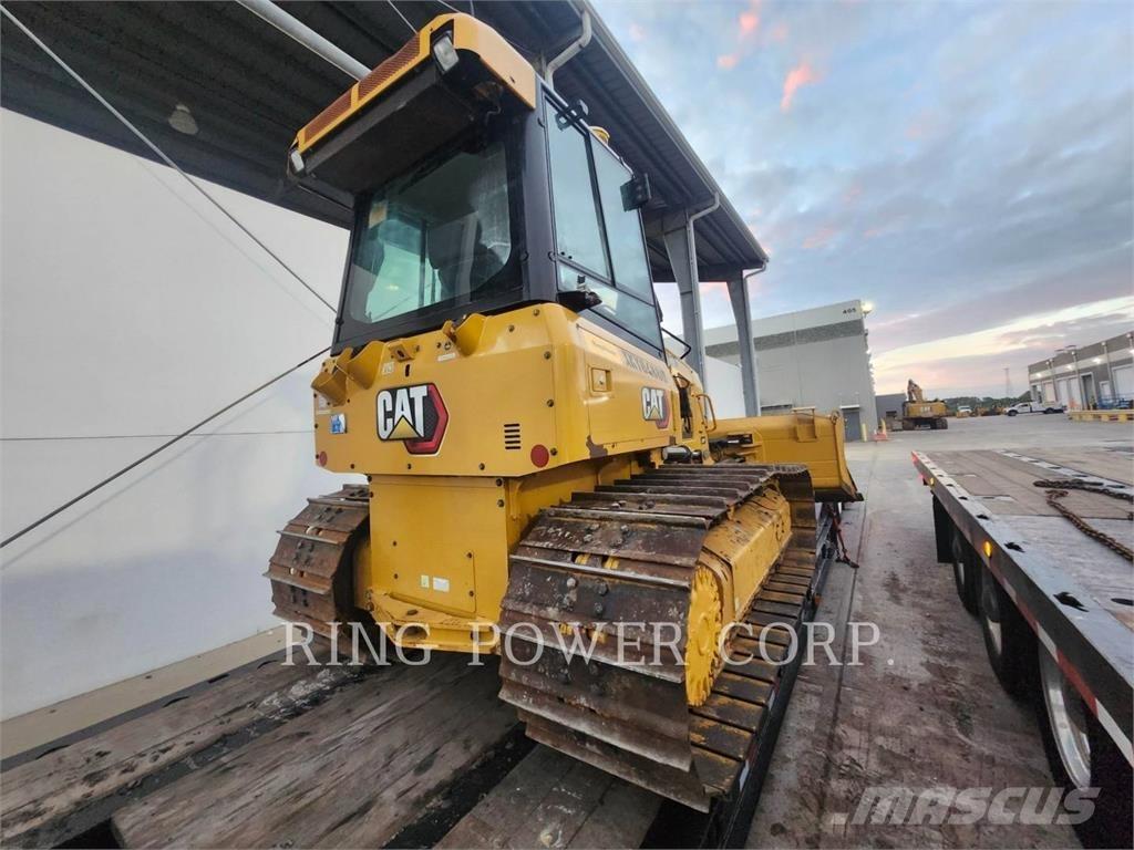 CAT D3LGPEW Buldooserid