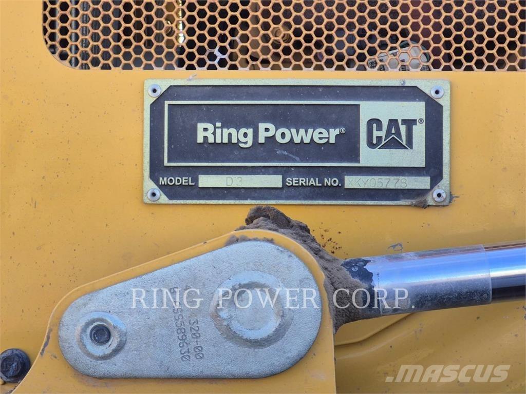 CAT D3LGPEW Buldooserid