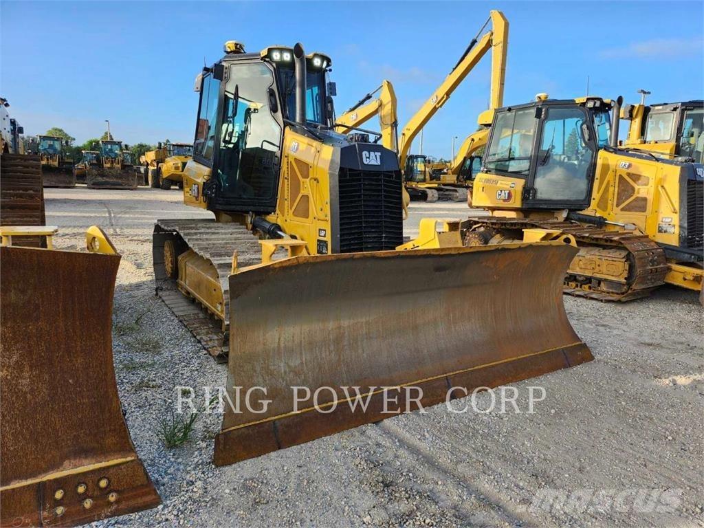 CAT D3LGPEW Buldooserid