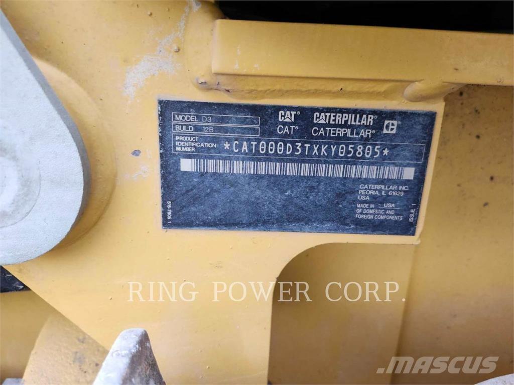 CAT D3LGPEW Buldooserid