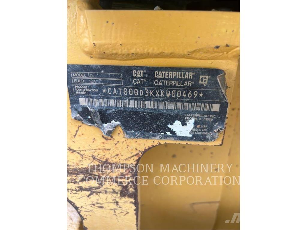 CAT D3XL Buldooserid