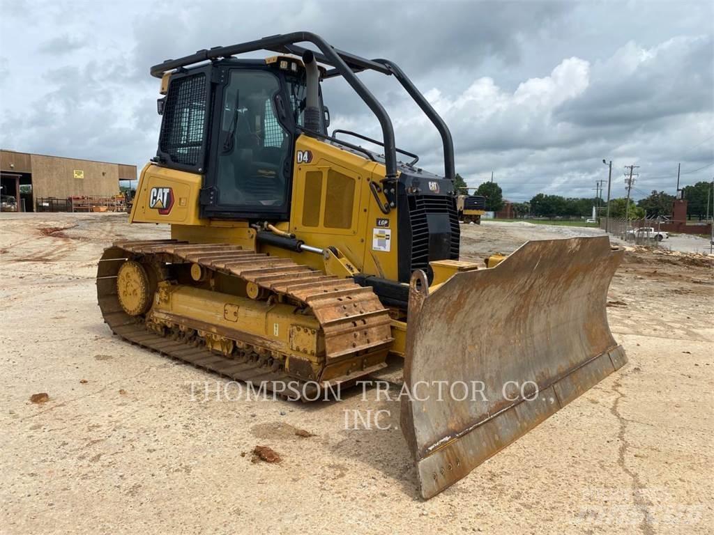 CAT D4 Buldooserid