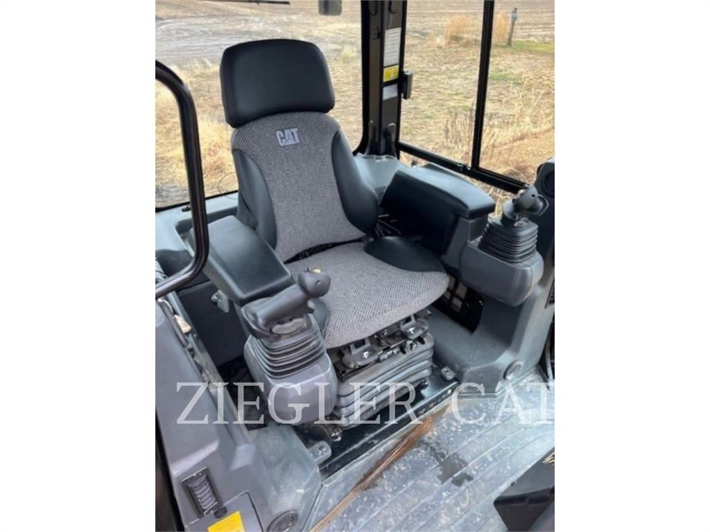 CAT D4 Buldooserid