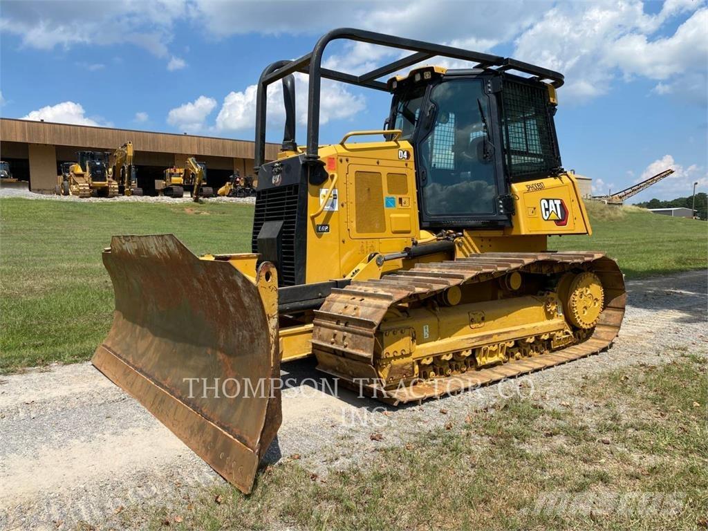 CAT D4 Buldooserid