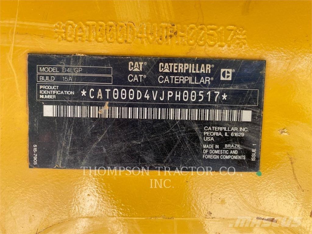 CAT D4 Buldooserid