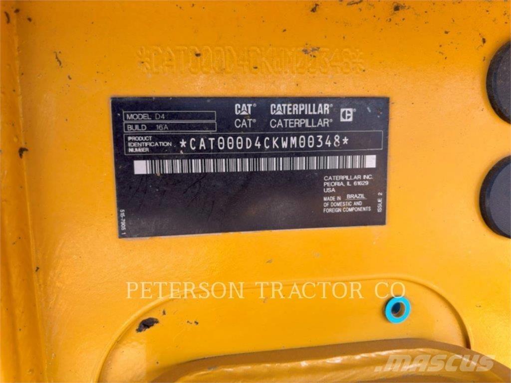 CAT D4 Buldooserid
