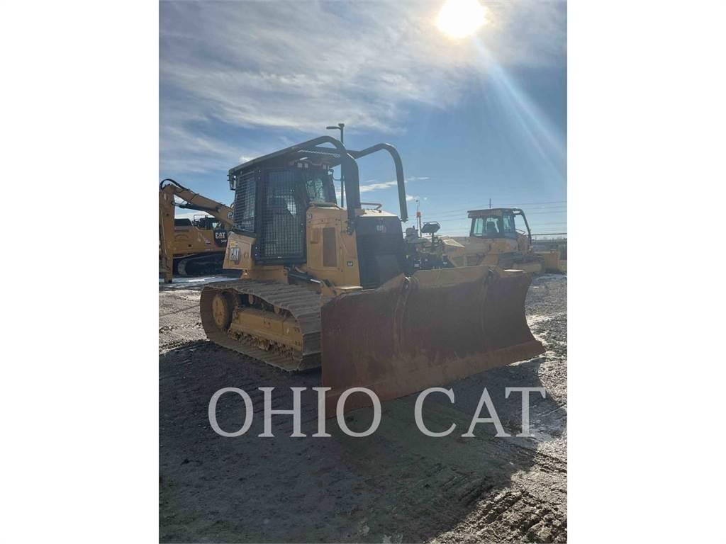 CAT D4-15 LGP Buldooserid