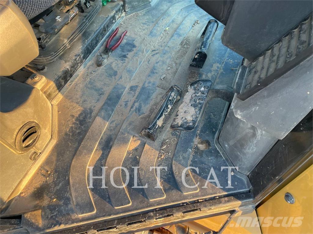 CAT D4-15VP Buldooserid